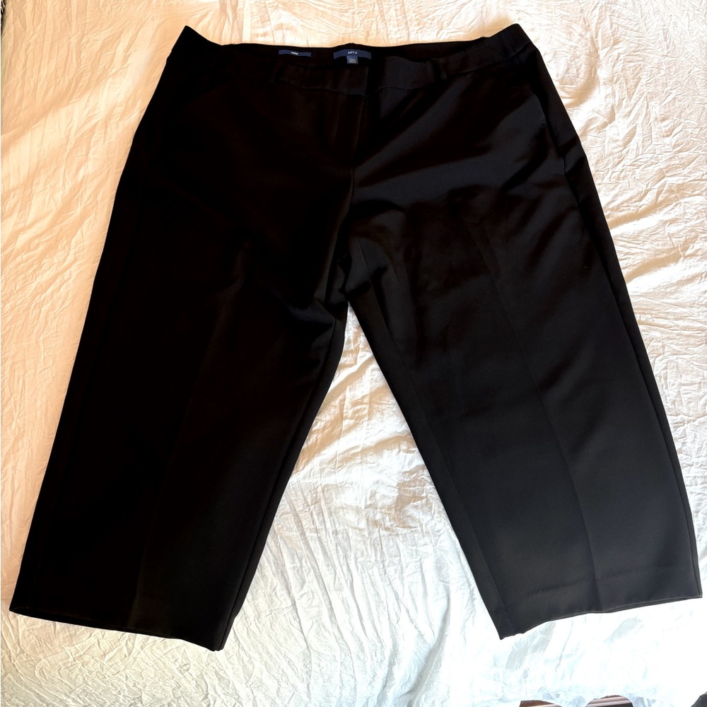 Apt. 9 Black Cropped Pants